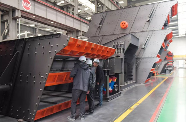 參觀智能化一體生產車間