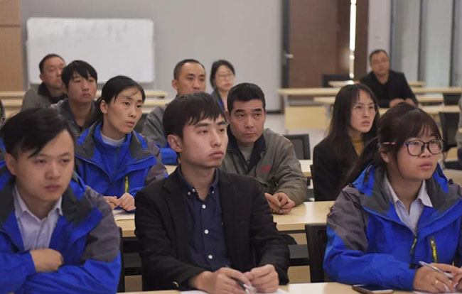 中譽鼎力智能裝備有限公司進行消防實操演練