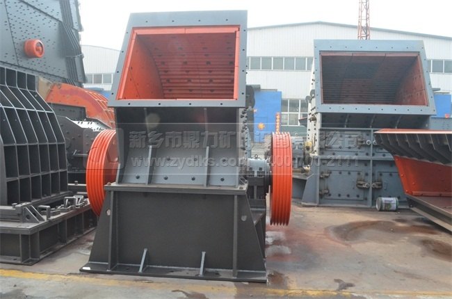 ����C���c