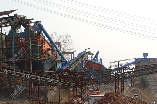 ����ʡ�Sʯ���Fɽ�^(q��)�F�ǵV�I(y��)�r(sh��)�a(ch��n)600-800��ɰʯ���a(ch��n)��