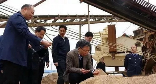 ���{�ЬF��