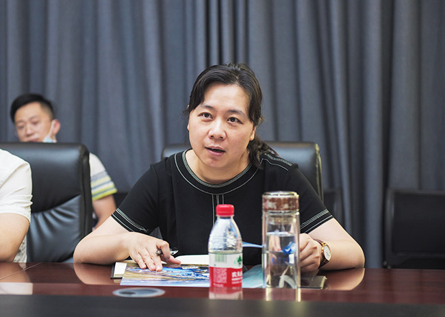 ������Ѩ�п���F�W�R���u�����{��