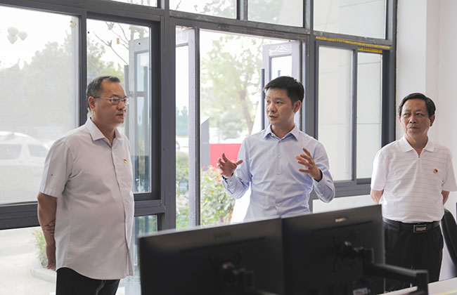 參觀中譽鼎力礦山管理云數據